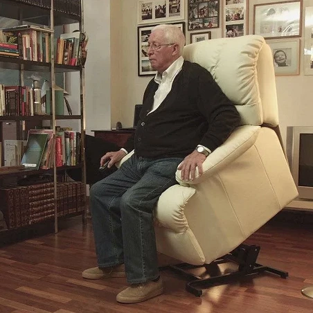 Comprar un buen sillón levanta personas