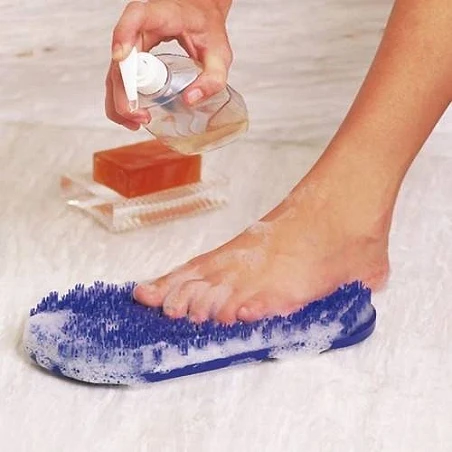 Cepillo ventosa para lavar pies sin agacharse