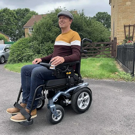 Silla de ruedas eléctrica pequeña RUEBA