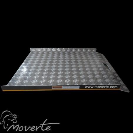 Rampa para bordillos y aceras: Largo 122 cm. Ancho 75 cm.
