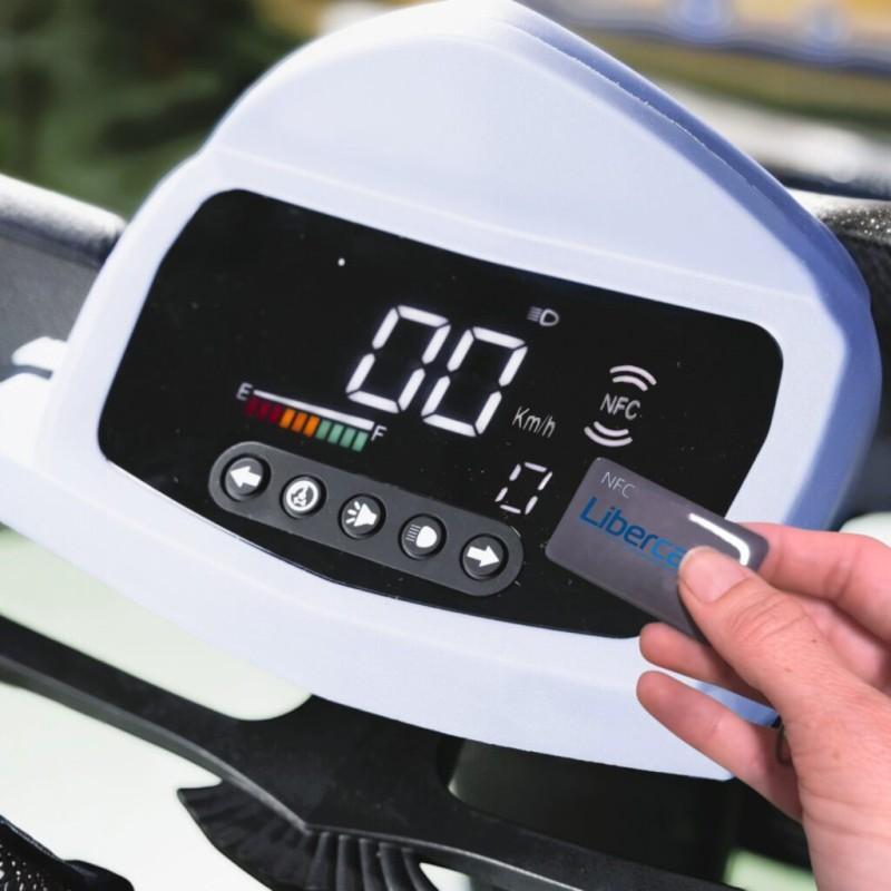 Scooter eléctrico Alfa moverte.addisnetwork.es 