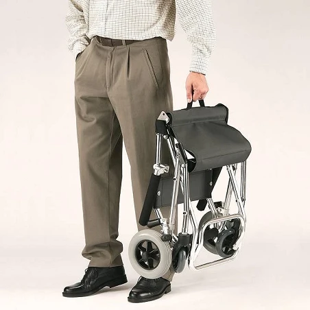 Silla de ruedas pequeña de tránsito 'Compact'
